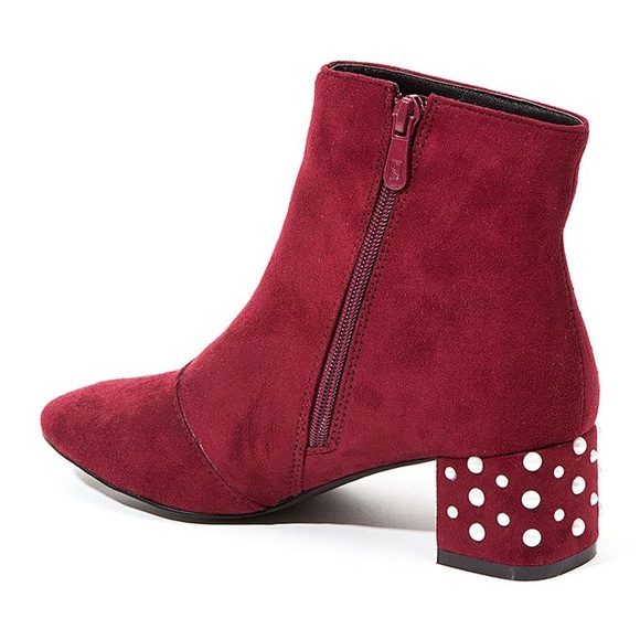 ๐ฟ๐ Vegan Suede โ Pearl Embellish Bootie โ Wine - Picture 2 of 8